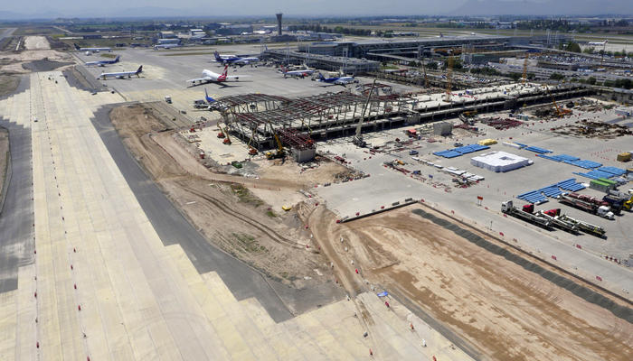 International Airport Arturo Merino Benítez